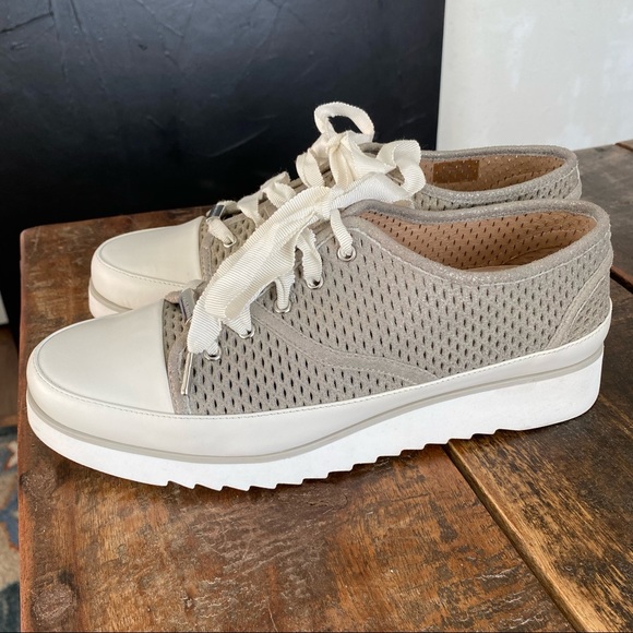 Donald J Pliner Flipp Gray Perforated Low Tip Platform Sneakers Size 8 - Picture 7 of 11